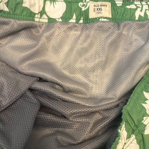 Old Navy, Mens Swim Trunks with Liner, Size XXL, Green with White floral - Picture 7 of 8
